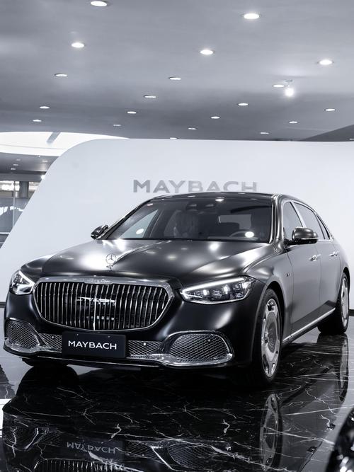 成都91岚图汽车的售后服务让用户无忧出行，迈巴赫未来的豪华车趋势